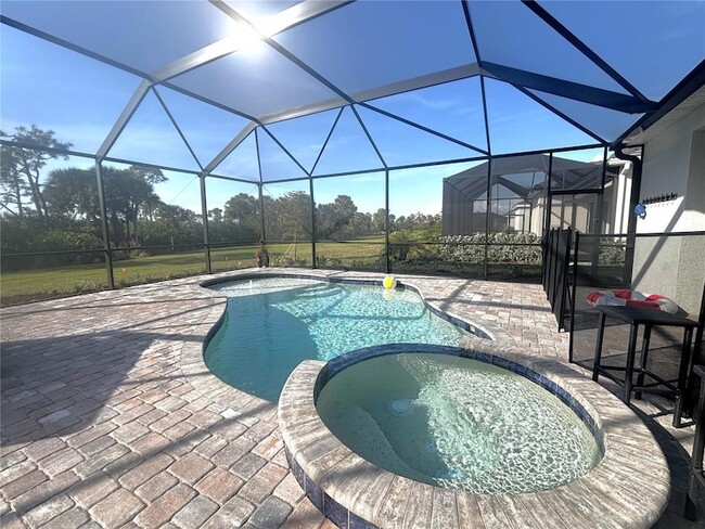 17455 Jadestone Ct in Venice, FL - Building Photo - Building Photo