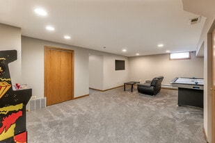 336 N Walnut St, Unit SI ID1285073P in Itasca, IL - Building Photo