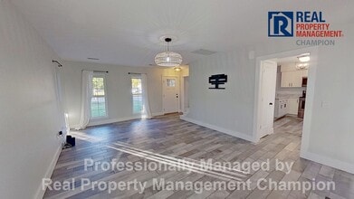 2901 Carthage Dr in Wilmington, NC - Building Photo - Building Photo
