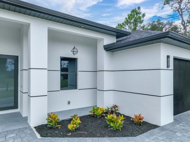 3809 Sunset Rd in Lehigh Acres, FL - Building Photo - Building Photo