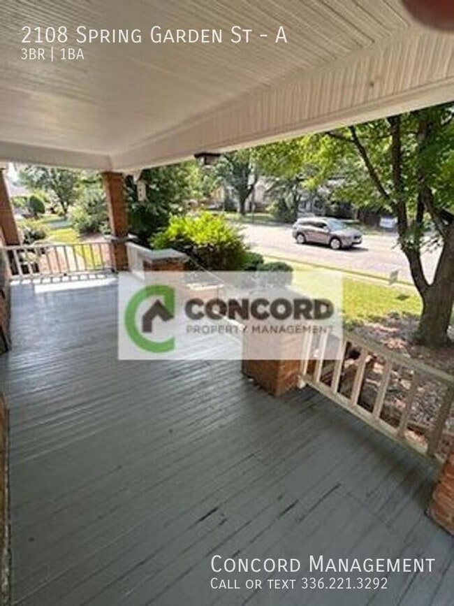 2108 Spring Garden St in Greensboro, NC - Building Photo - Building Photo