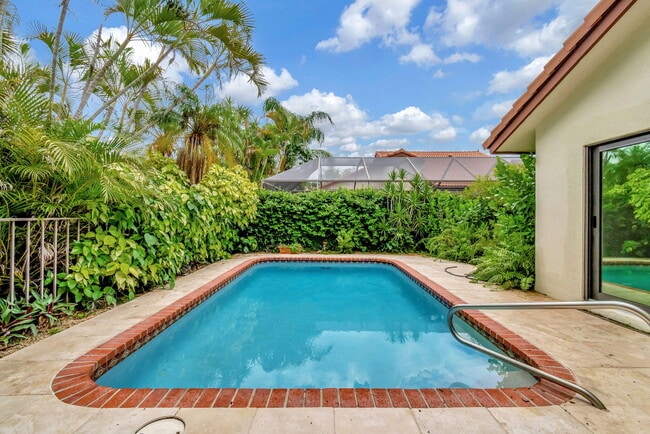 property at 7770 Villa Nova Dr