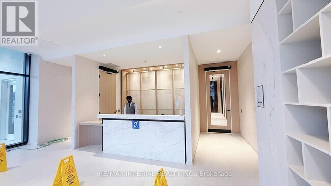 30 Dreamers Wy in Toronto, ON - Building Photo - Building Photo