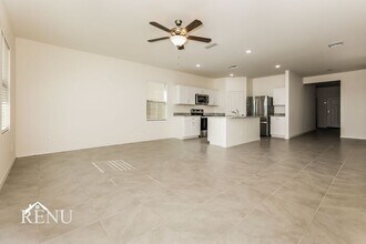 35621 W San Capistrano Ave in Maricopa, AZ - Building Photo - Building Photo