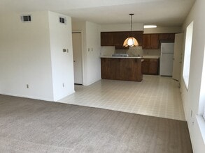 524 Connie Dr in Hewitt, TX - Building Photo - Building Photo