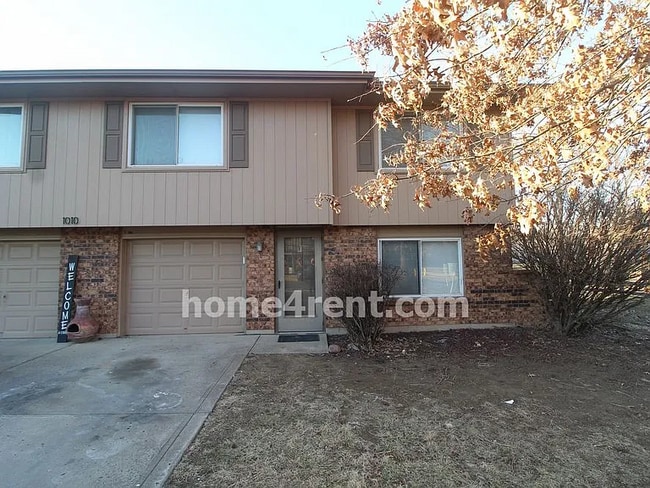 property at 1010 SE 7th Ter
