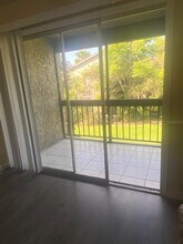 6328 Newtown Cir in Tampa, FL - Building Photo - Building Photo