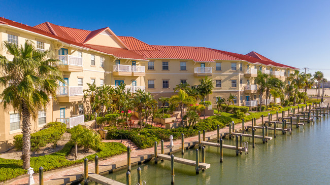 Compass Bay Apartments in Corpus Christi, TX - Foto de edificio - Building Photo