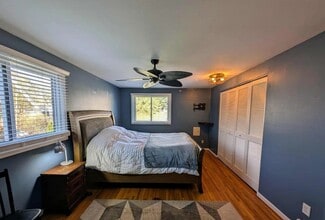 3749 Dewlawn Dr in Toledo, OH - Building Photo - Building Photo