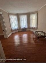 30 Belmont St in Carbondale, PA - Building Photo - Building Photo