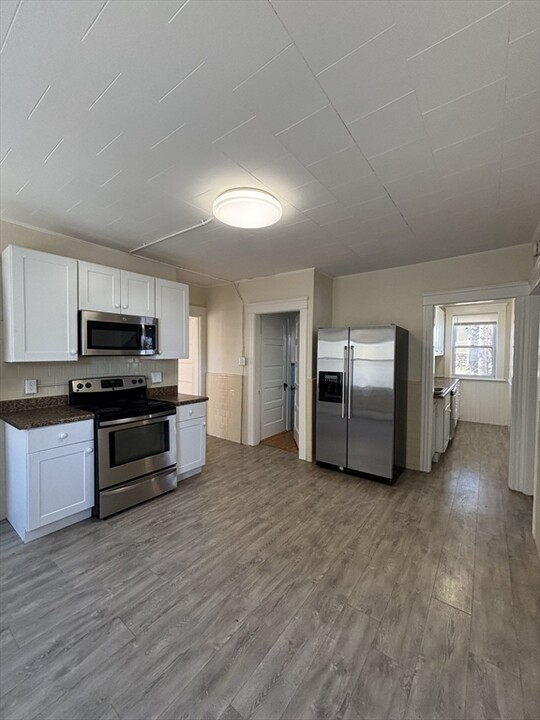 95 Courtland St in Worcester, MA - Building Photo