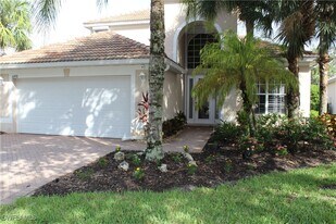 6478 Waverly Green Way in Naples, FL - Building Photo