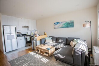 765 Shore Rd in Long Beach, NY - Building Photo - Building Photo