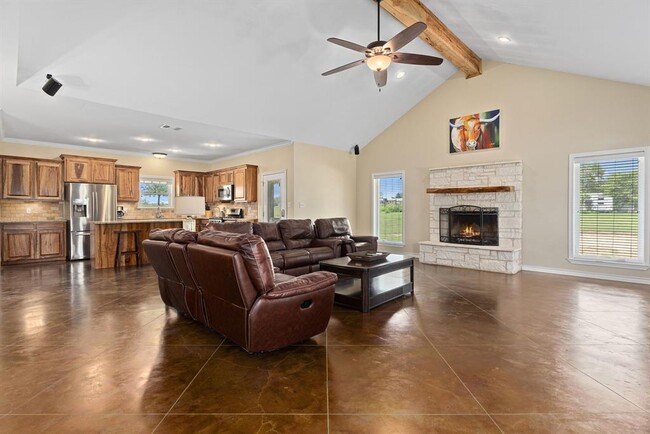 property at 1725 Lower Red Rock Rd
