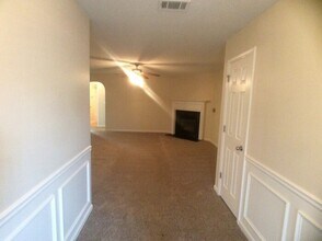 1894 Roble Dr in Atlanta, GA - Building Photo - Building Photo