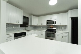 1181 SW Sarto Ln in Port St. Lucie, FL - Building Photo