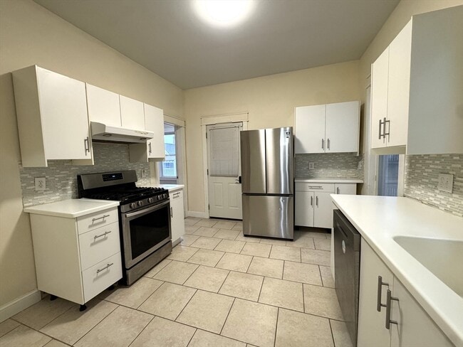 24 Weld Hill St in Boston, MA - Building Photo - Building Photo