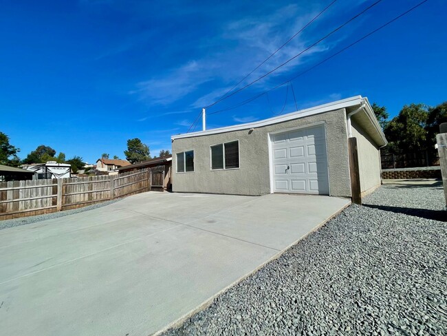14650 Olde Hwy 80 in El Cajon, CA - Building Photo - Building Photo