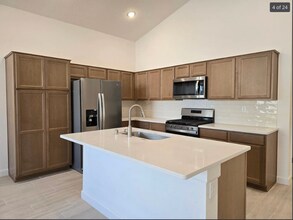 4308 Fairly Rd in Santa Fe, NM - Foto de edificio - Building Photo