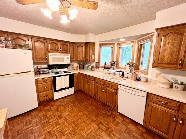 12613 Scharber St in Rogers, MN - Building Photo - Building Photo