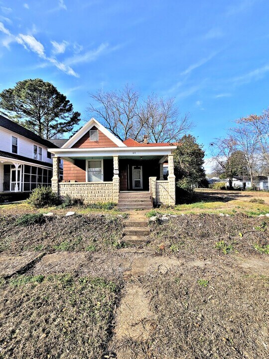 611 3rd Ave SW in Decatur, AL - Building Photo