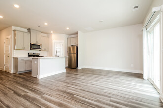 306 Ellis Mill St in Simpsonville, SC - Building Photo - Building Photo
