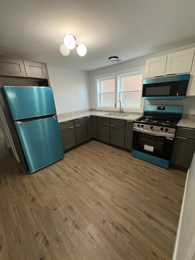 1619 E 74th Pl, Unit Garden in Chicago, IL - Building Photo - Building Photo