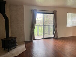 2731 Nora Ln, Unit Apt 4 in Cameron Park, CA - Building Photo - Building Photo