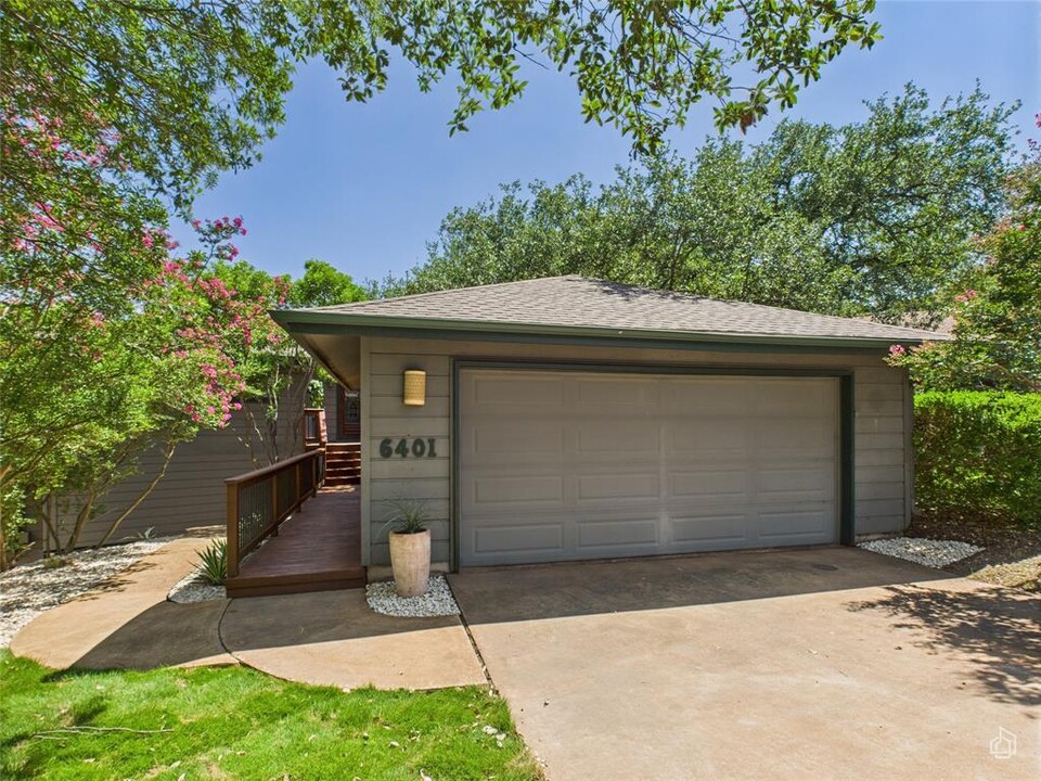 6401 Cascada Dr in Austin, TX - Building Photo