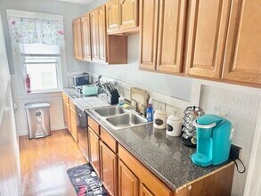 30 Loxwood St in Worcester, MA - Building Photo - Building Photo