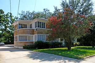 957 Dauphin St Apartamentos