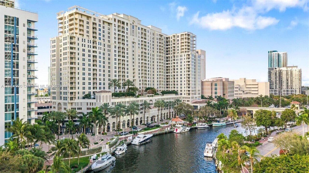 511 SE 5th Ave, Unit 2209 in Fort Lauderdale, FL - Foto de edificio