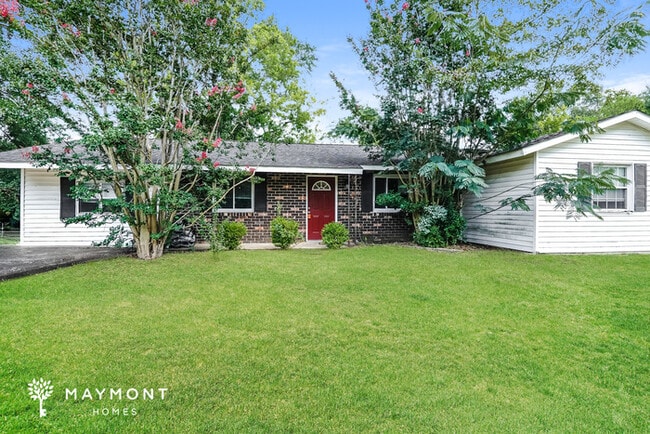 property at 2926 Panhandle Cir