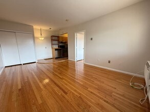 5 Arizona Ter, Unit 6 in Arlington, MA - Building Photo - Building Photo