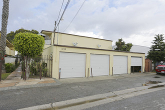 1259-1263 Baker St in Costa Mesa, CA - Foto de edificio - Building Photo