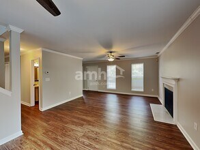 103 Fair Isle Ct in Simpsonville, SC - Building Photo - Building Photo