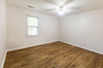 8742 Shadymist Dr in Richmond, VA - Building Photo - Building Photo