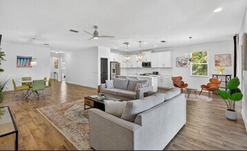 743 129th St NE in Bradenton, FL - Building Photo - Building Photo