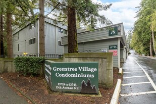 Greentree Village in Seattle, WA - Building Photo