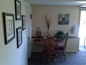 2395 Eastlake Dr, Unit 2 in Kelseyville, CA - Building Photo - Building Photo