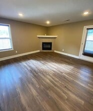 122-124-124 Ryan Ct in Platte City, MO - Building Photo - Building Photo