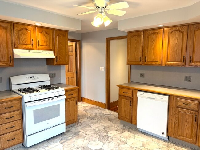 55 Port Norfolk St in Boston, MA - Building Photo - Building Photo