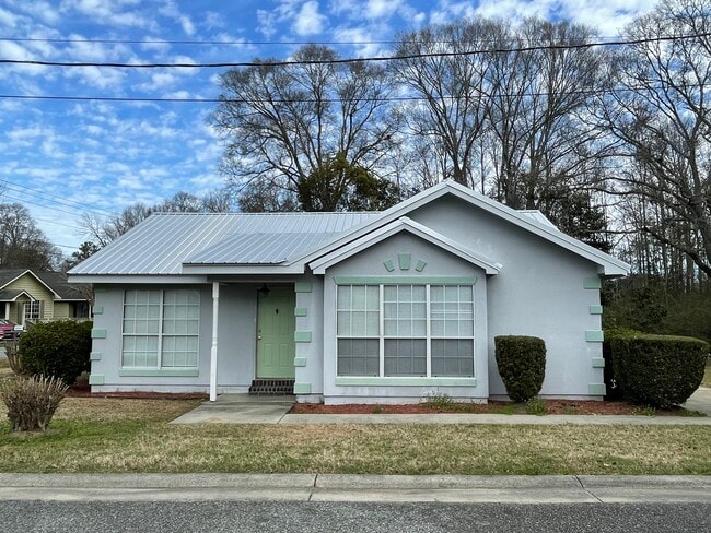 property at 301 Kirkland Ave