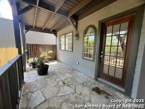568 Lake Forest in Canyon Lake, TX - Building Photo - Building Photo