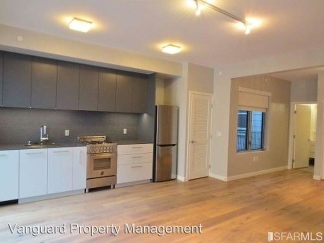 11 Franklin St-Unit -204 in San Francisco, CA - Foto de edificio - Building Photo