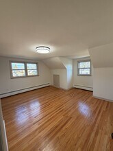 15 Remington Ave, Unit B in Mt Ephraim, NJ - Foto de edificio - Building Photo