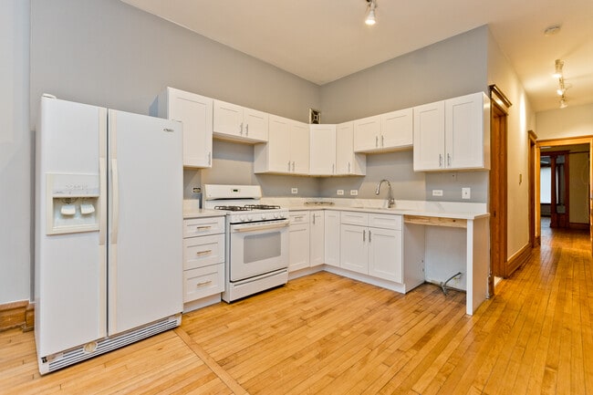 property at 3713 N Magnolia Ave