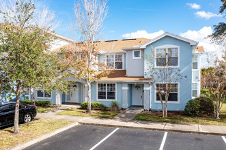 Villages at Lake Pointe in Orlando, FL - Building Photo - Building Photo