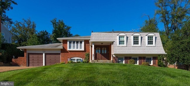 property at 1208 Forestwood Dr