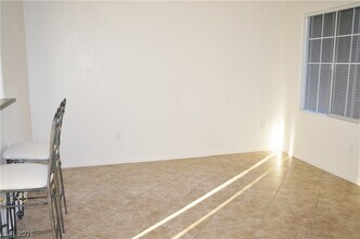 6868 Sky Pointe Dr in Las Vegas, NV - Building Photo - Building Photo